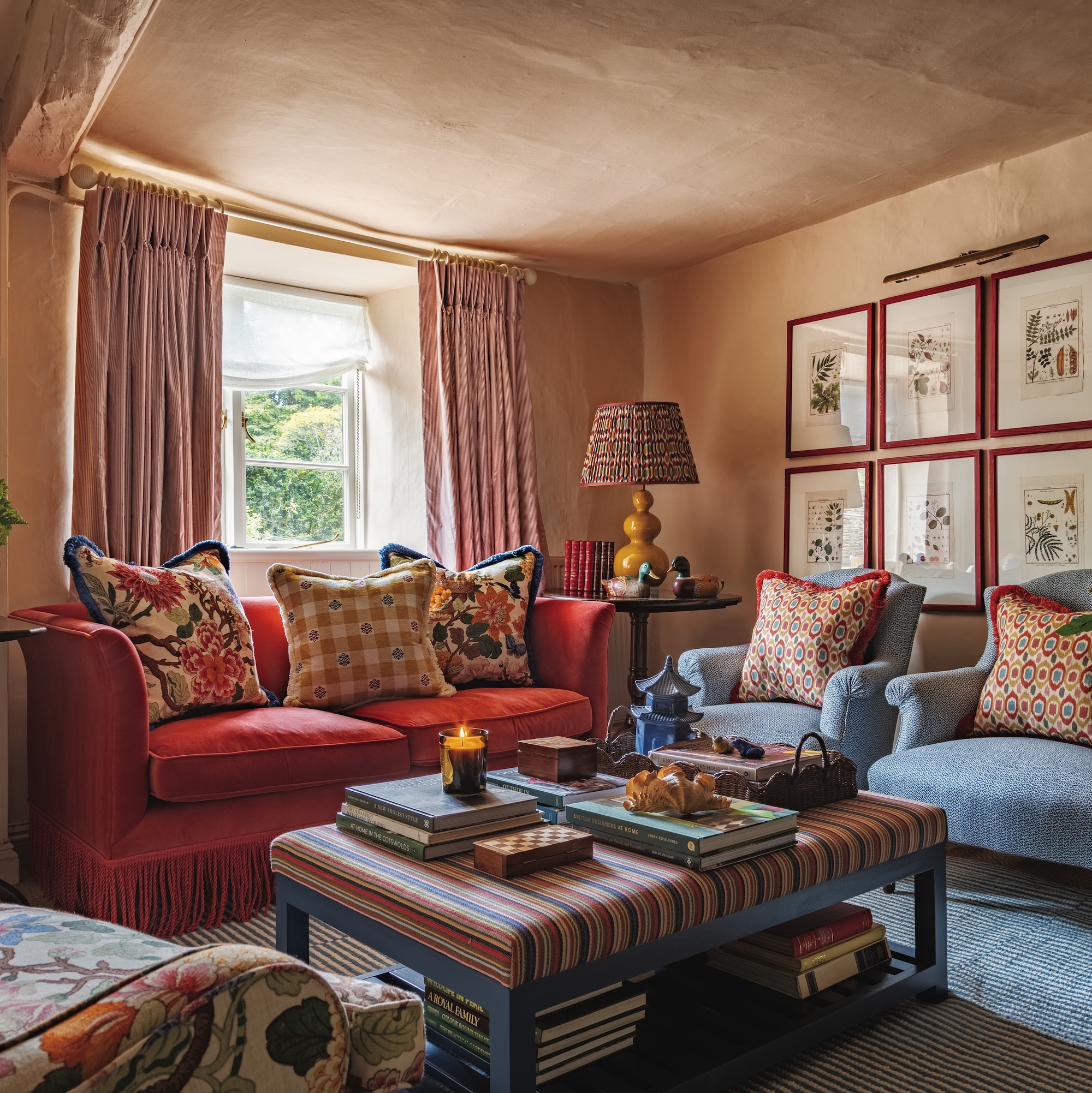 exterior of stone cottage on cobbled lane